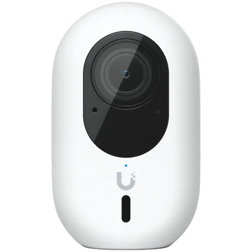 Plug-and-play wireless camera with 4MP resolution and wide-angle lens