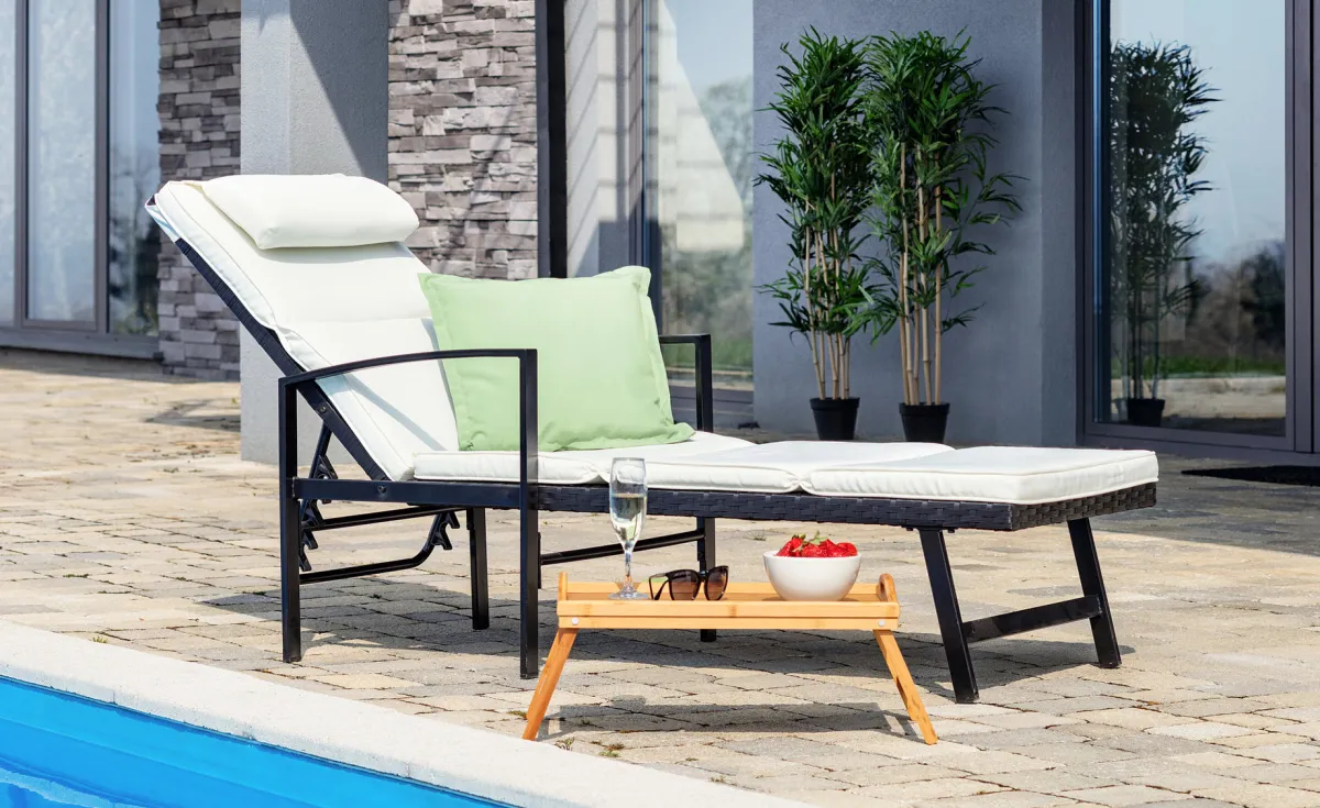 Bari ležaljka od PVC ratana s jastukom 194x59x55 cm crna/bež