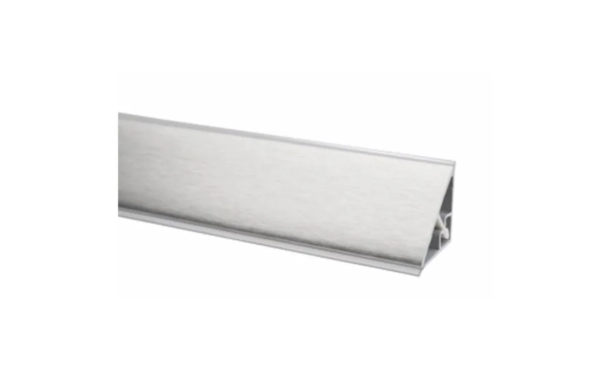 Lajsna PVC/aluminijum 200x3x3cm