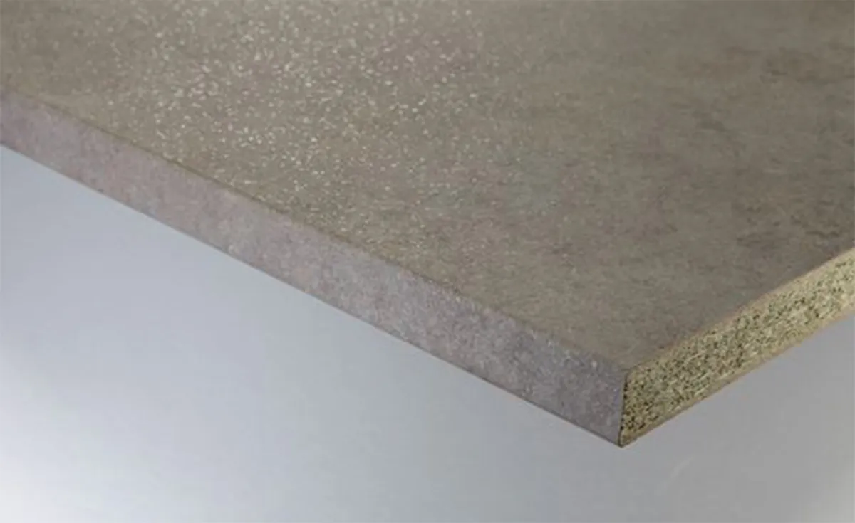 Radna ploča + aluminijumski završetak 210x60x3,8cm siva