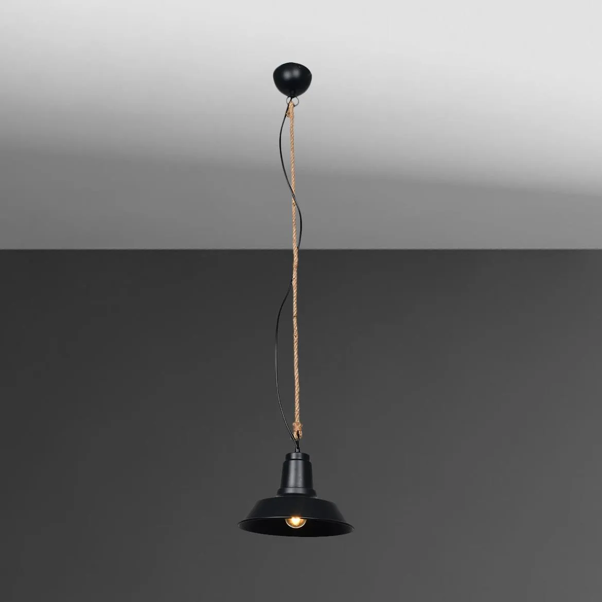 Viseca lampa Rustika