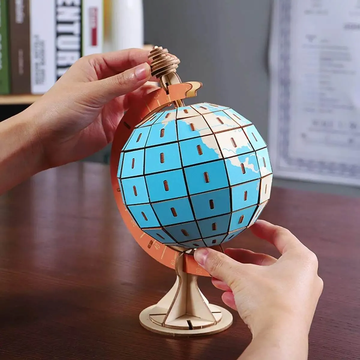 3d drvena puzzle - GLOBUS