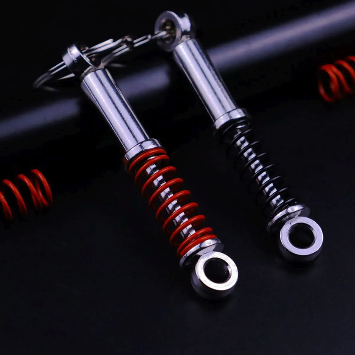 888 CAR ACCESSORIES Privezak amortizer crni