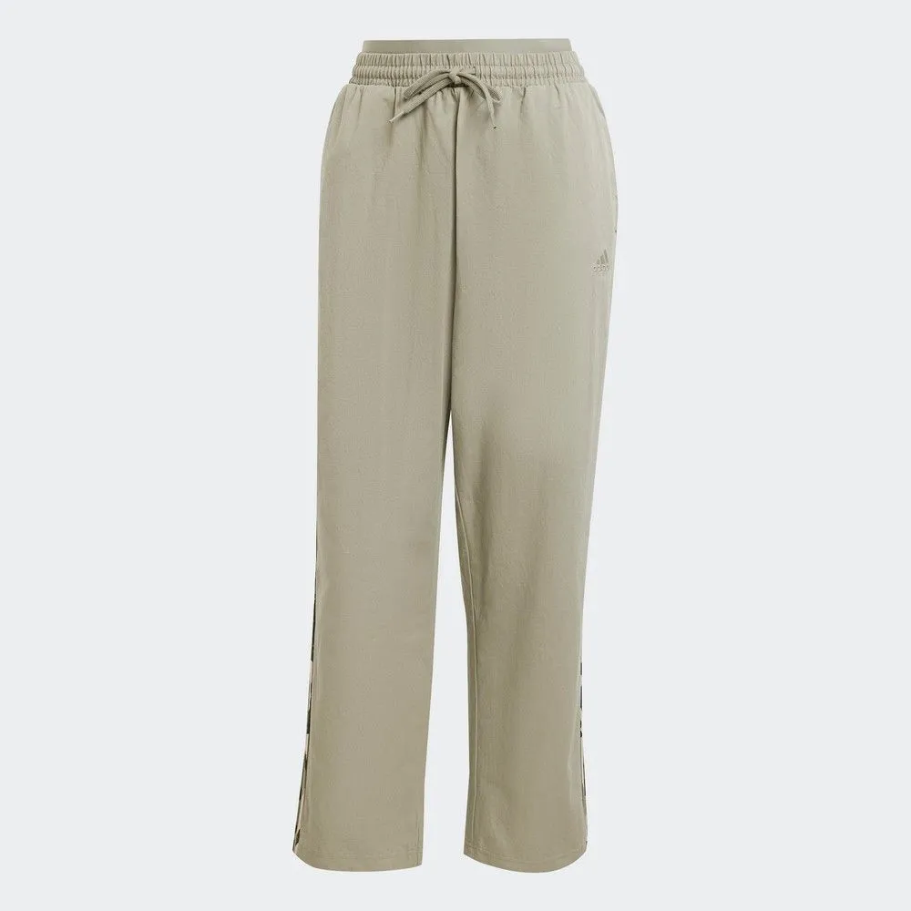 ADIDAS Donji deo trenerke essentials camo-print 3s twill pants W