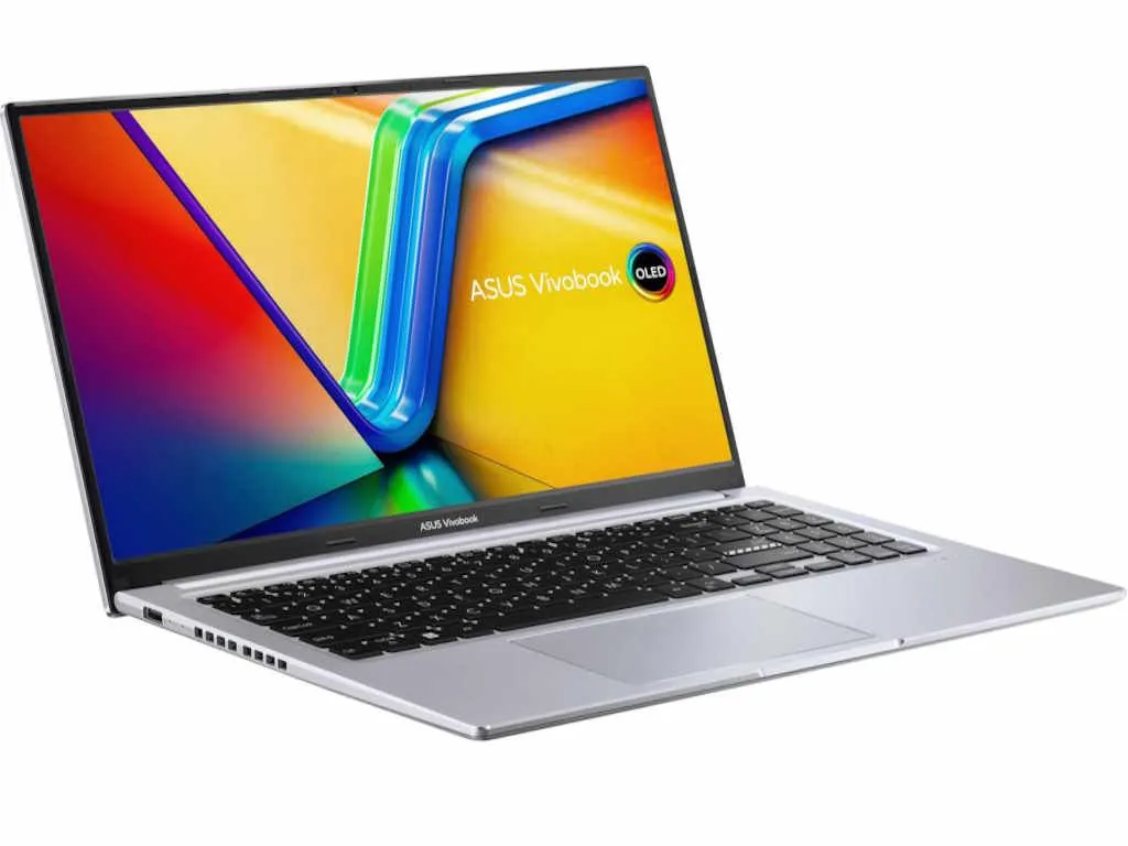 ASUS Laptop VivoBook M1505YA-MA240W 15.6"OLED/Ryzen 7-7730U 16GB 512GB SSD Win11 Home srebrni