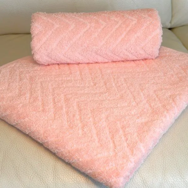 BLUE BELL Peškir Zig Zag 70x130cm, puder