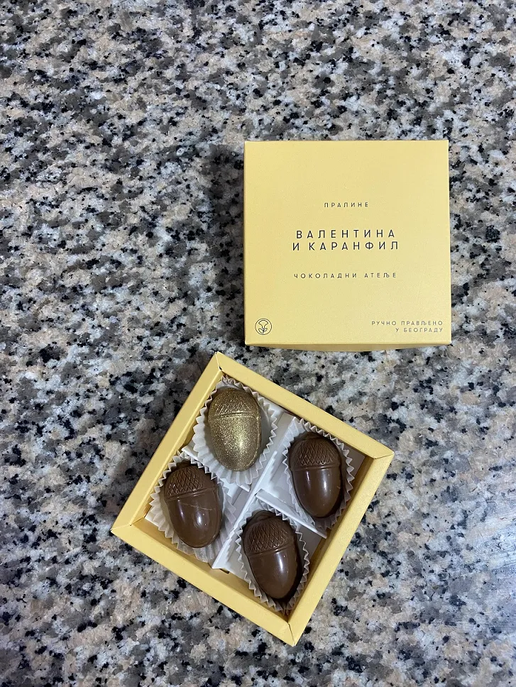 Bombonjera praline žir 1015