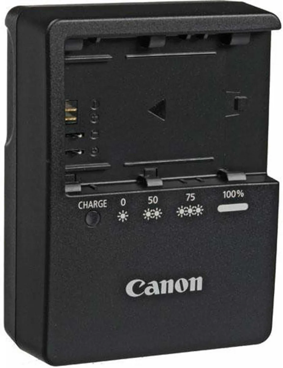 CANON Punjač LCE6E