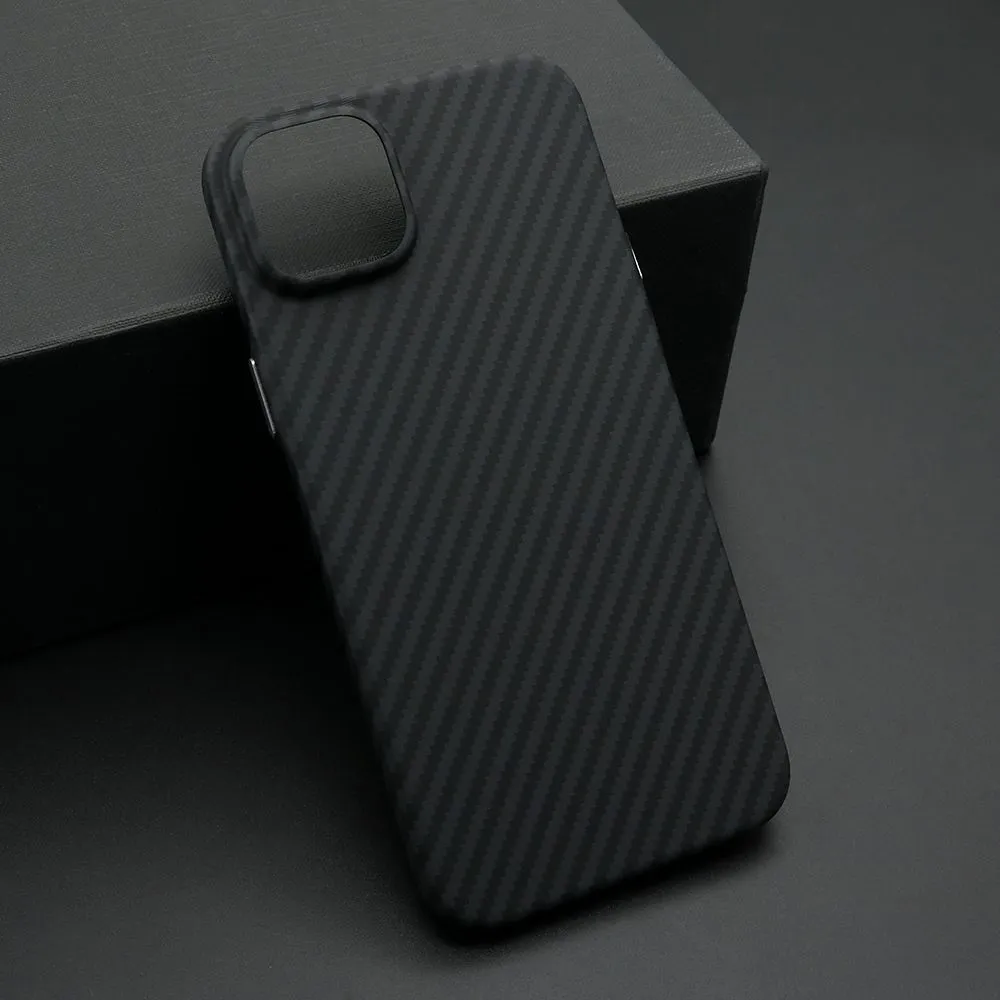 Futrola Carbon Stripes za iPhone 15 Plus/ crna