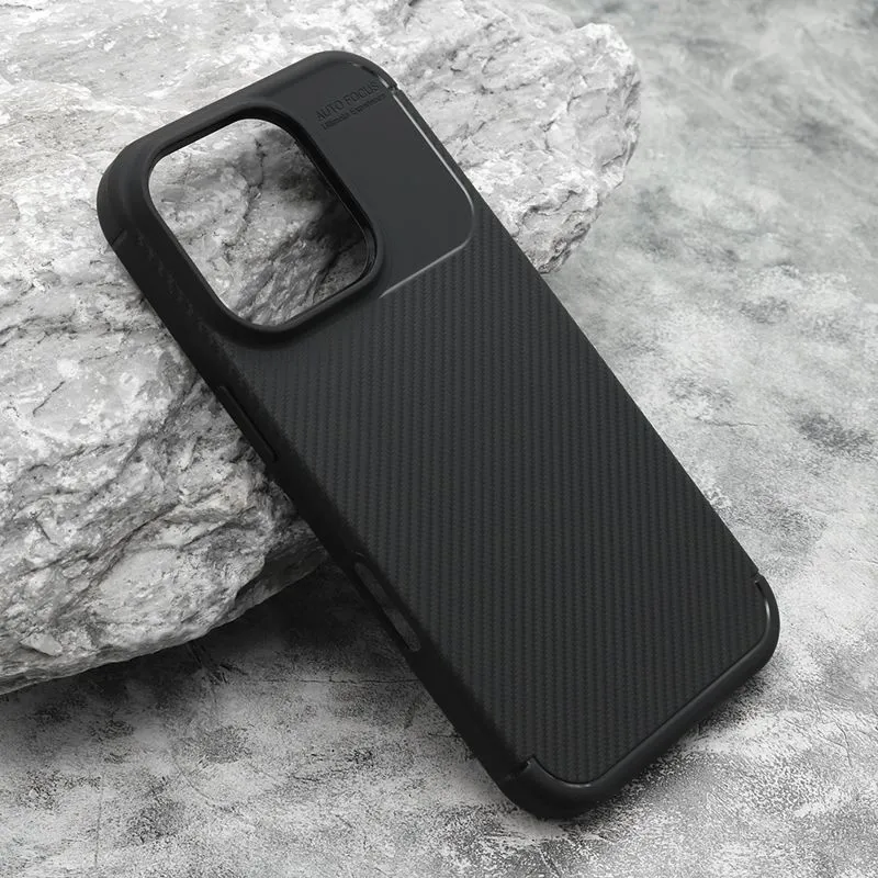 Futrola Carbon za iPhone 16 Pro/ crna