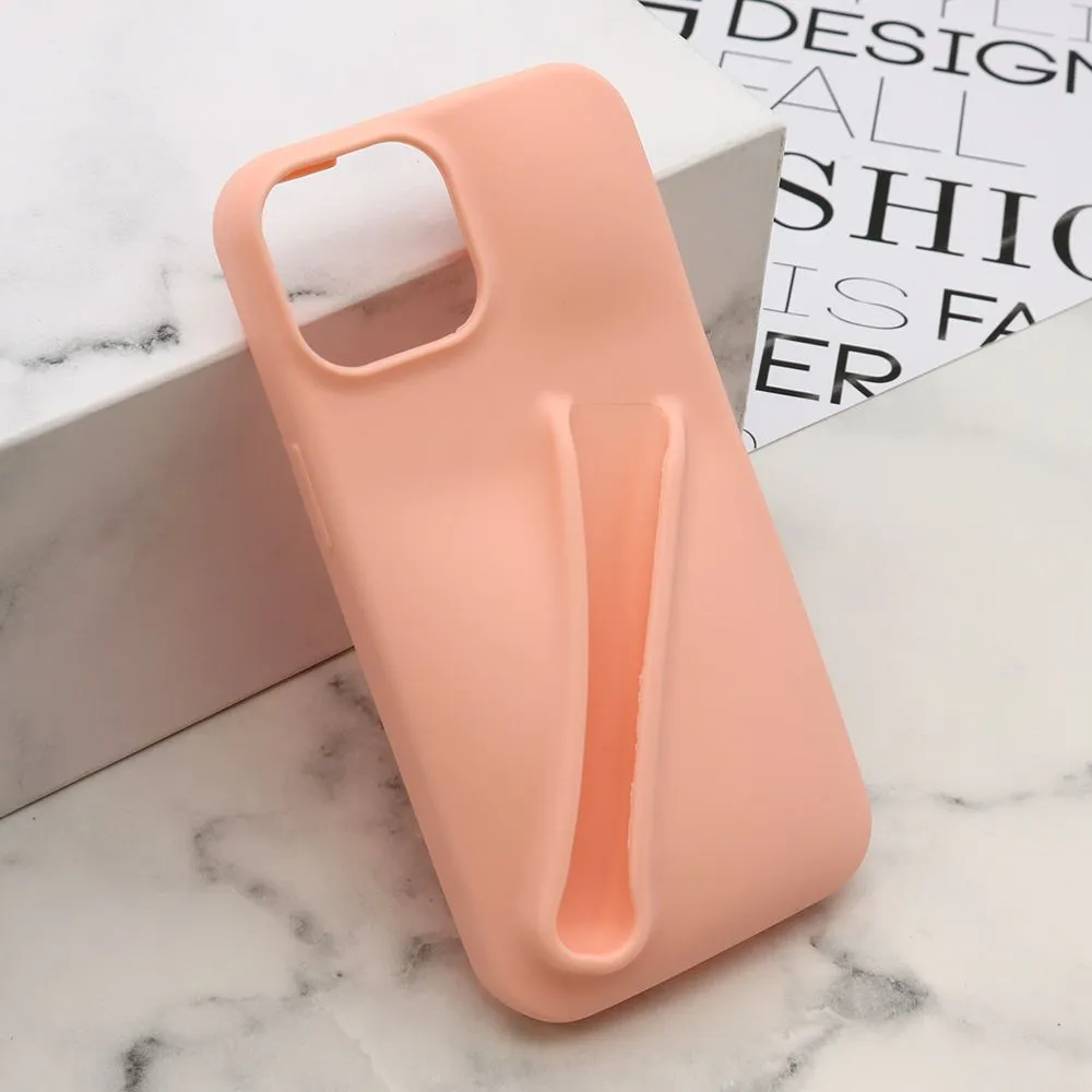 Futrola LIPSTICK za iPhone 13/ roza