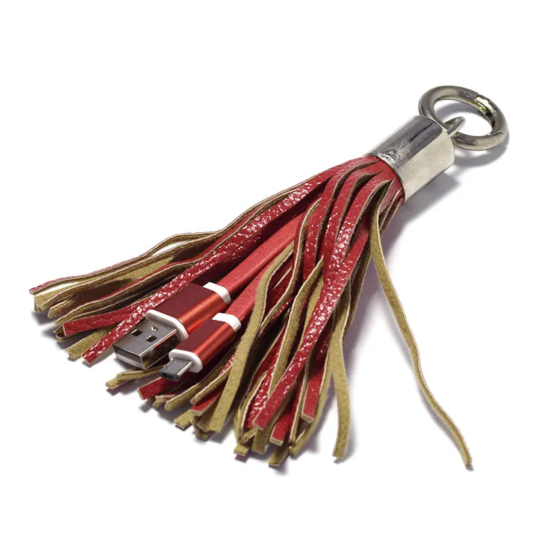 Kabel sa priveskom Micro USB crveni.