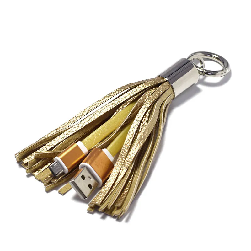 Kabel sa priveskom Micro USB zlatni.
