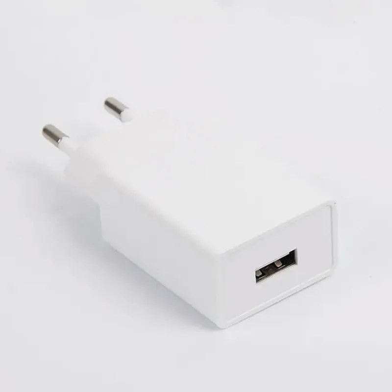 Kućni punjač eFine USB 2.4A beli