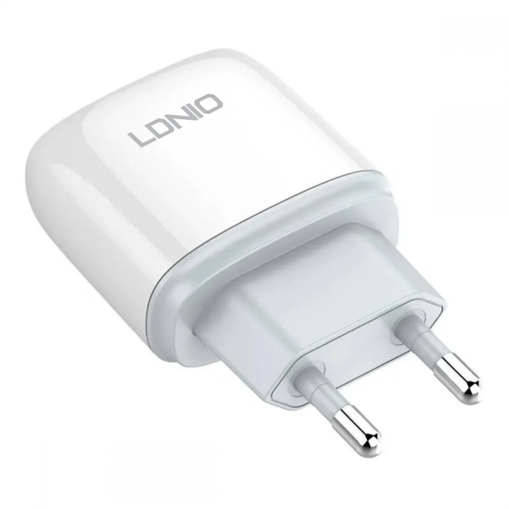 Kućni punjač LDNIO A1209Q QC3.0/ 18W sa Type C kablom beli