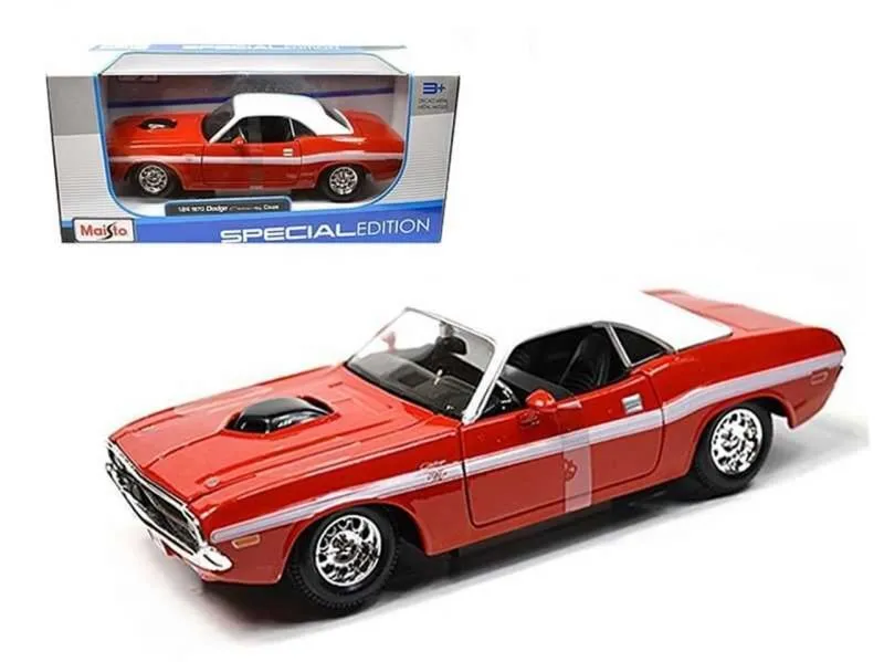 MAISTO Metalni model autića 1:24 1970 Dodge Challeng 31263