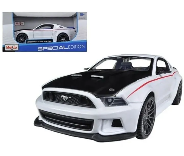 MAISTO metalni model autića 1:24 Ford Mustang Street Racer 31506WT