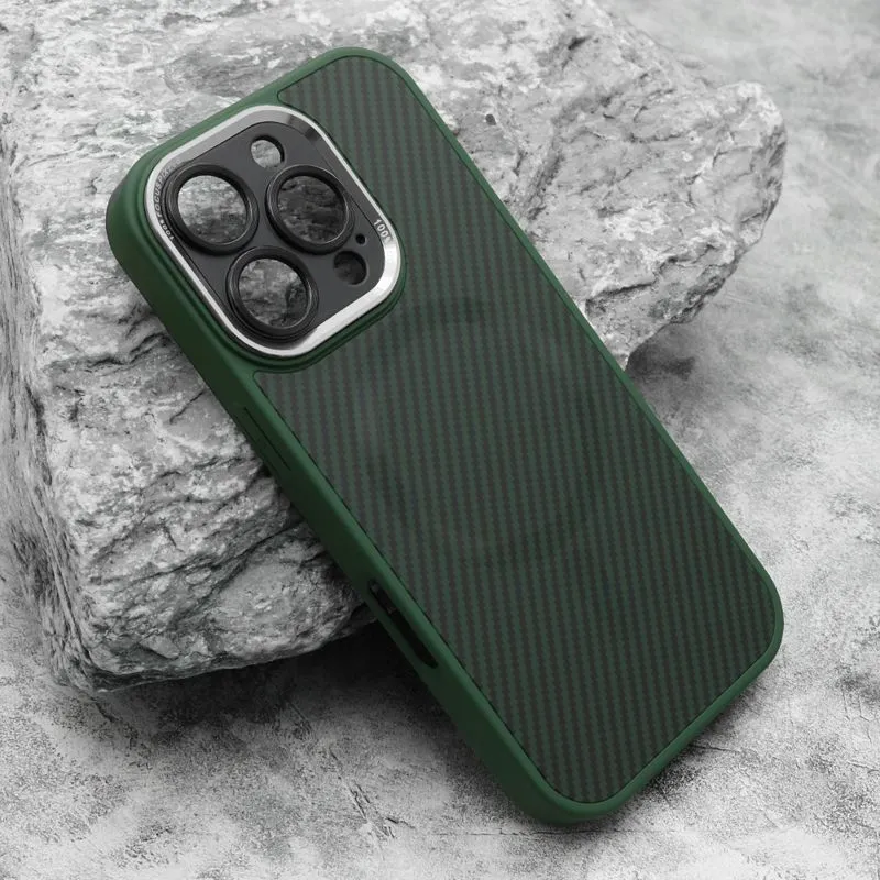 Maska CARBON MagSafe za iPhone 16 Pro/ zelena