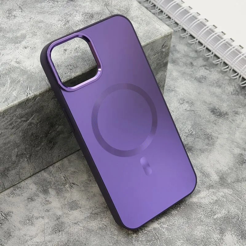 Maska COLOR METAL MagSafe za iPhone 13/ ljubičasta