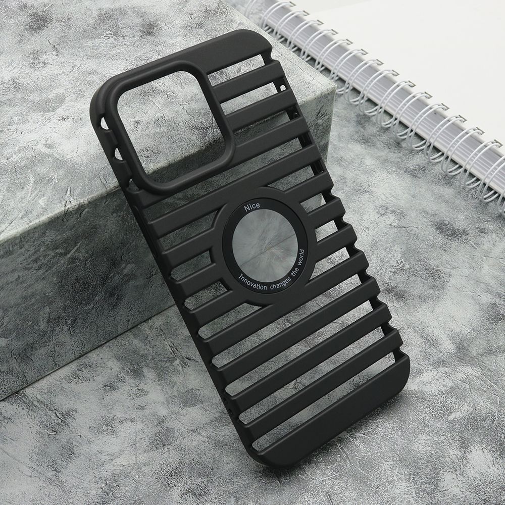 Maska LINES LOGO CUT za iPhone 14 Pro Max/ crna