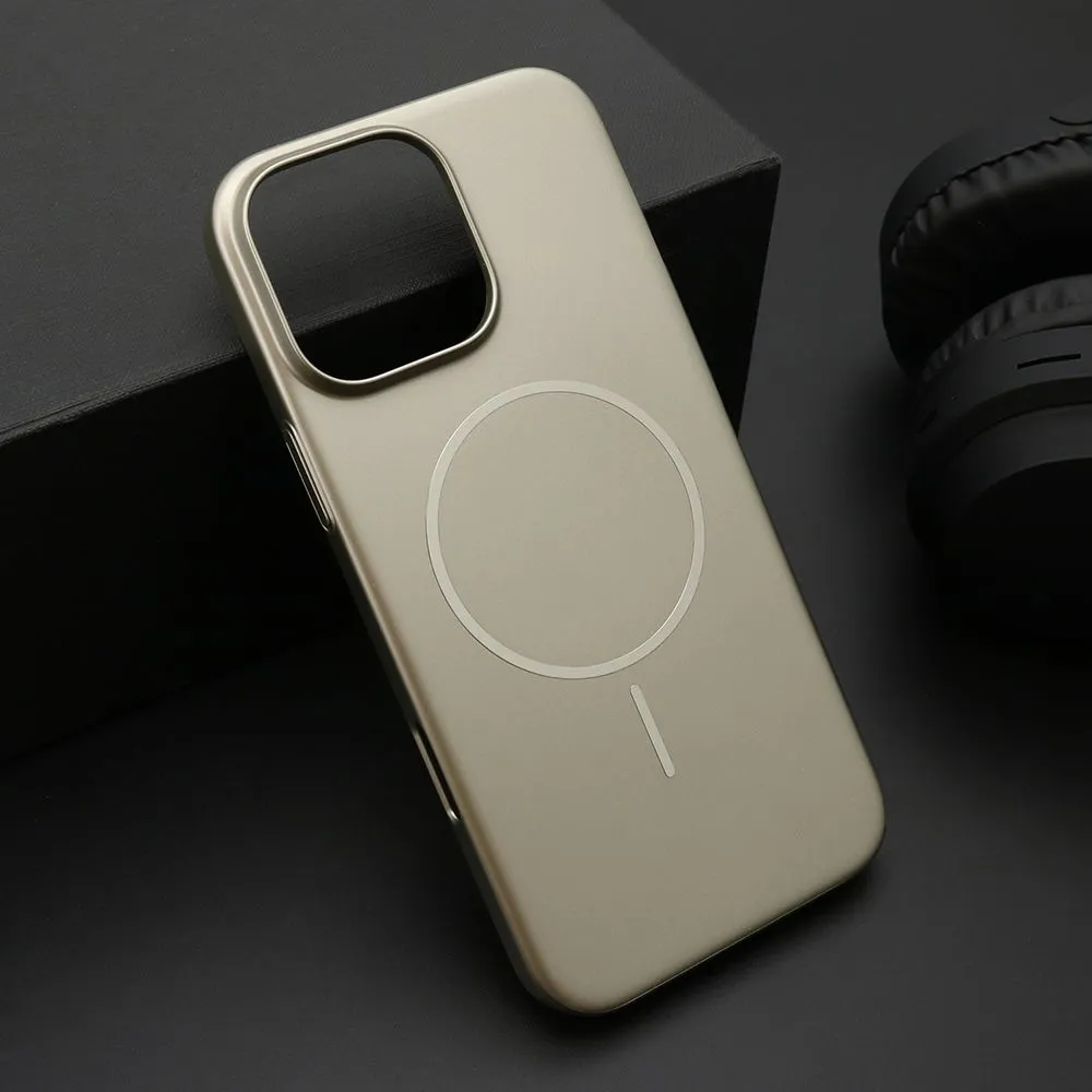 Maska PURE MATTE MagSafe za iPhone 16 Pro Max/ zlatna