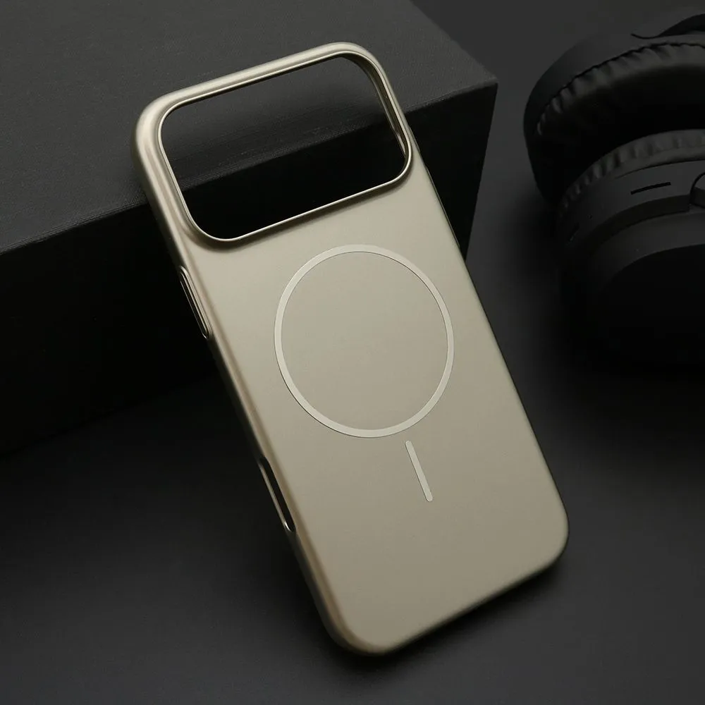 Maska PURE MATTE MagSafe za iPhone 17 Pro Max/ zlatna