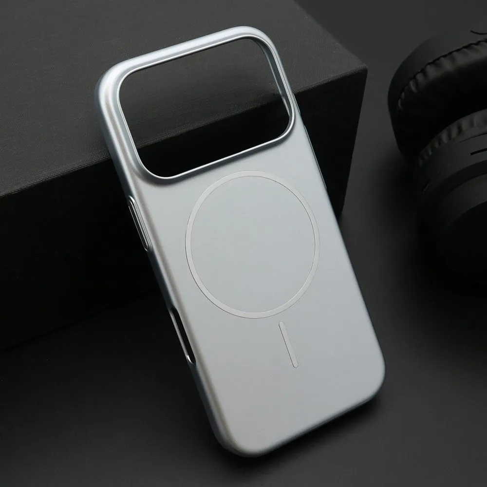 Maska PURE MATTE MagSafe za iPhone 17 Pro/ srebrna