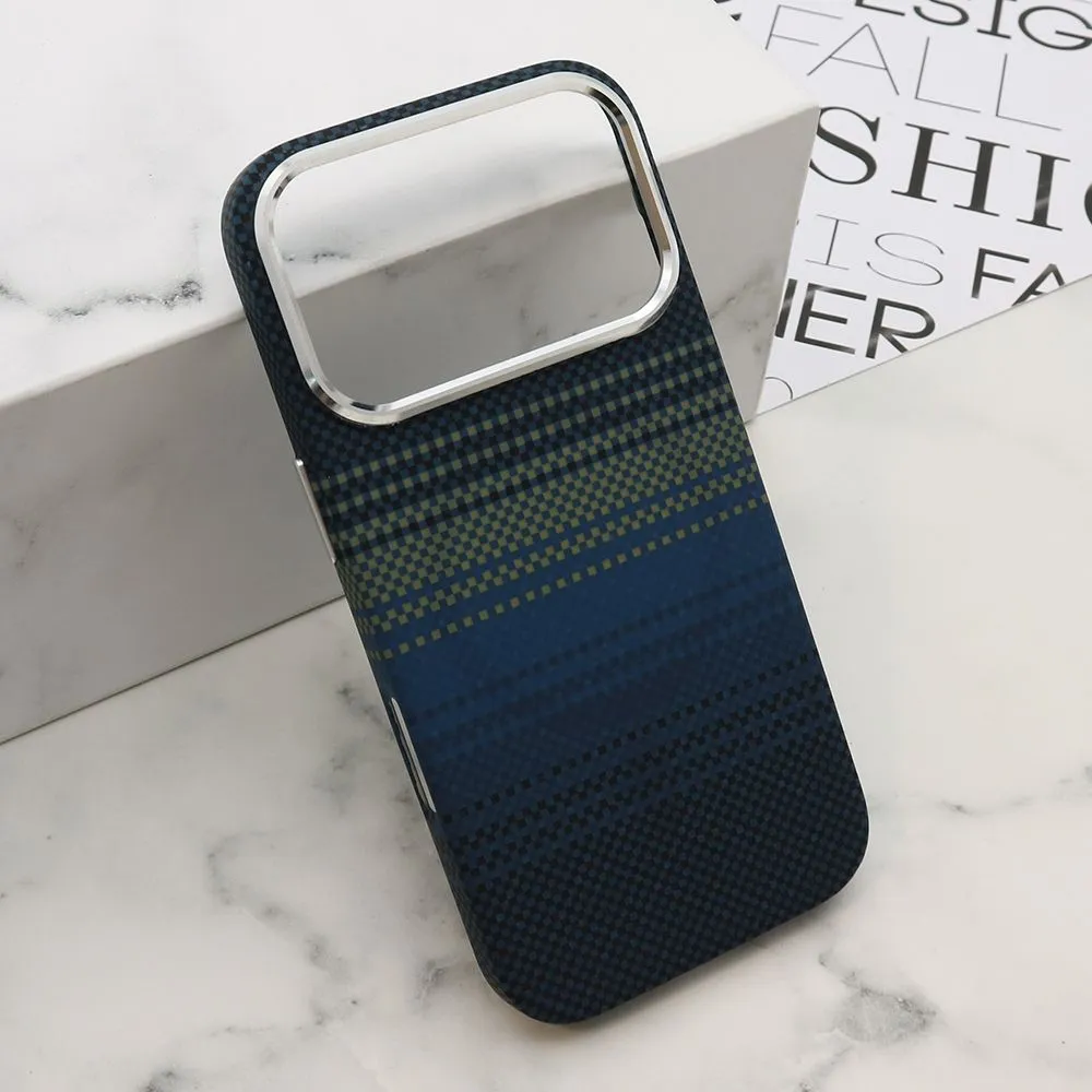 Maska UrbanMesh MagSafe za iPhone 17 Pro