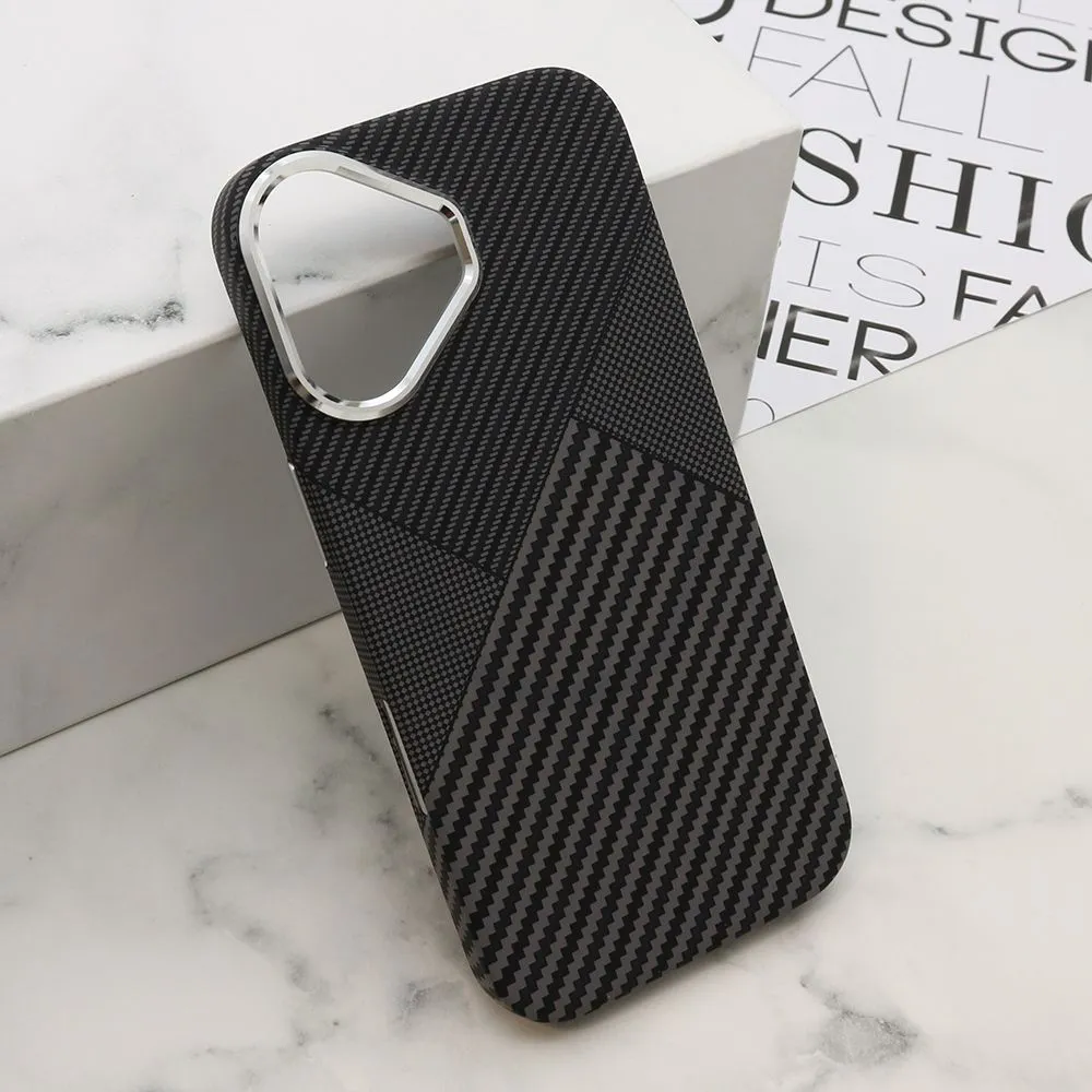 Maska UrbanMesh MagSafe za iPhone 17