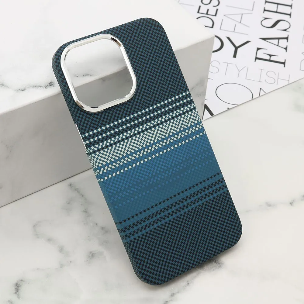Maska UrbanMesh za iPhone 15 Pro Max