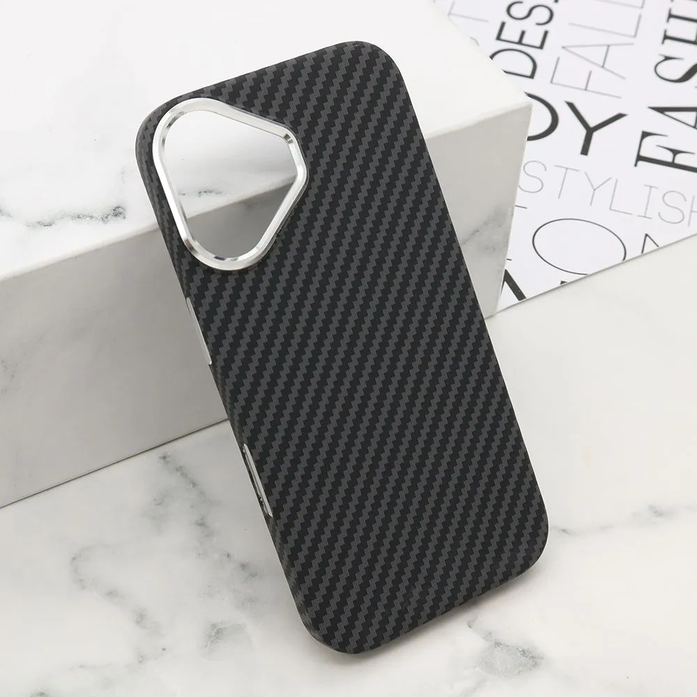 Maska UrbanMesh za iPhone 16