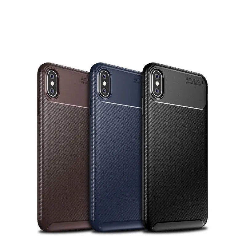 Maska za iPhone 14 Pro Max Carbon Defender crna