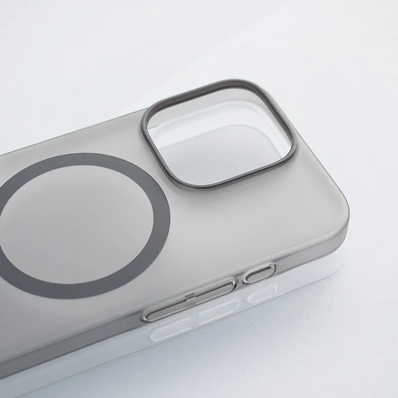 Maska za iPhone 15 Berlia meteorite Magnetic crna