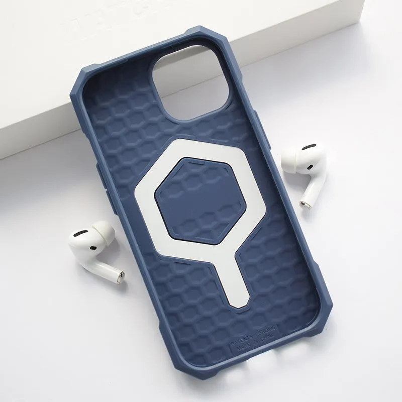 Maska za iPhone 15 Uag Essential Armor Mag Case plava