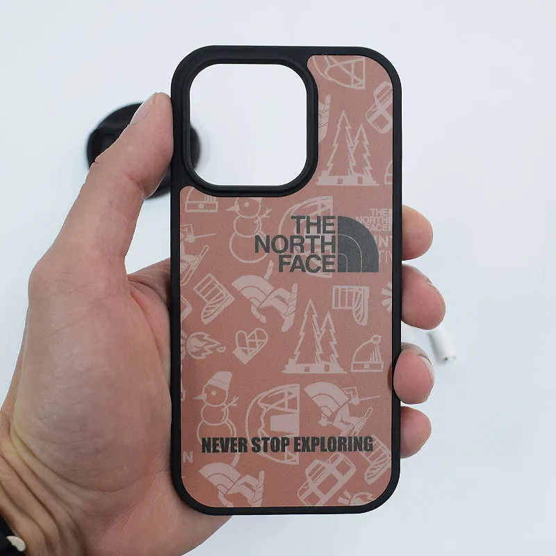 Maska za iPhone 16 Pro braon Print IMD