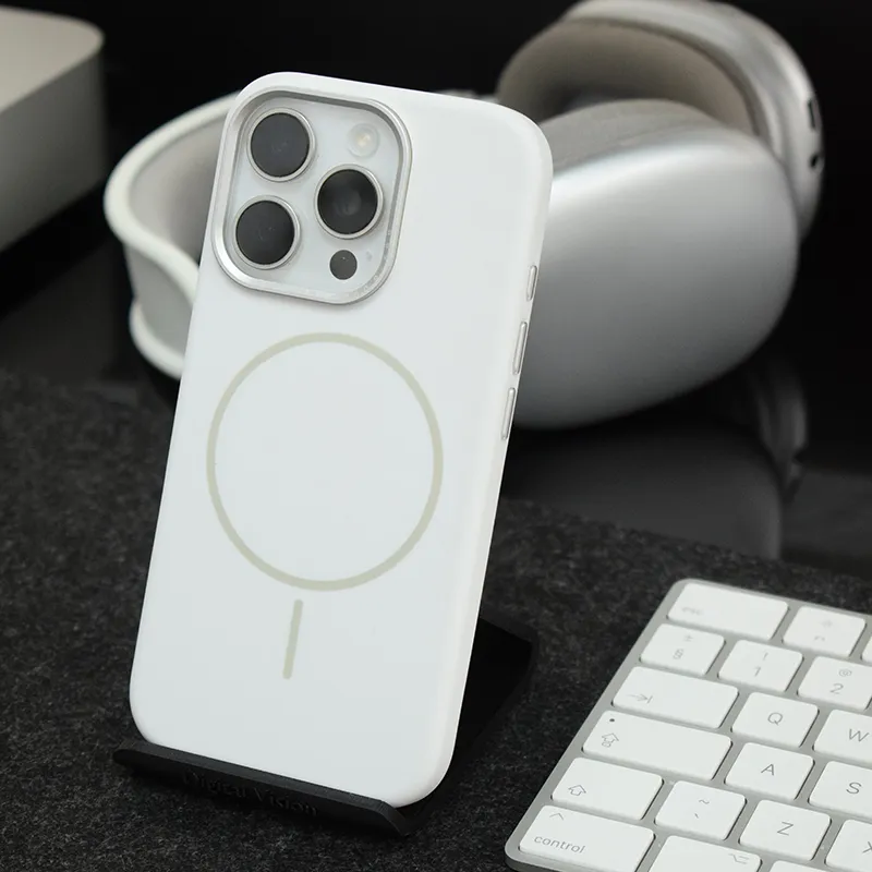 Maska za iPhone 16 Pro Max pearl white Mag Case Nanobit Pure