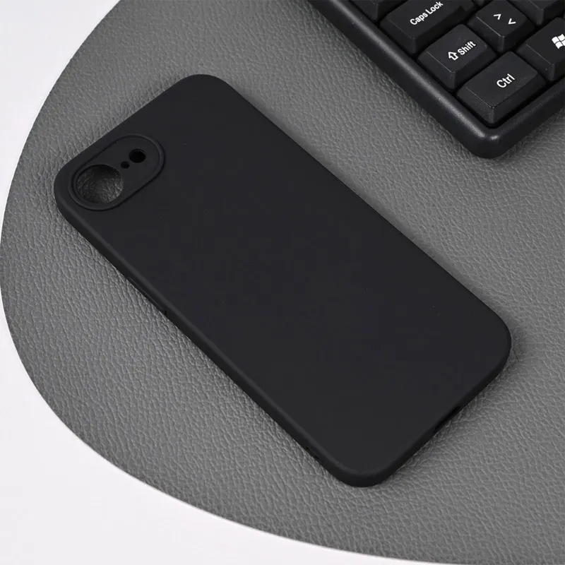 Maska za iPhone 16e mat Skin Silikon crna