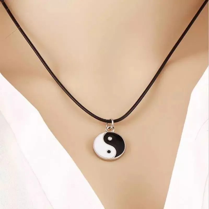 Ogrlica Yin Yang O44