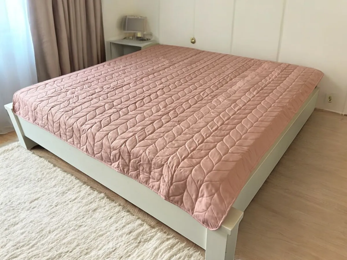 VIKTORIJA Prekrivač B1 210x230cm Roze boja