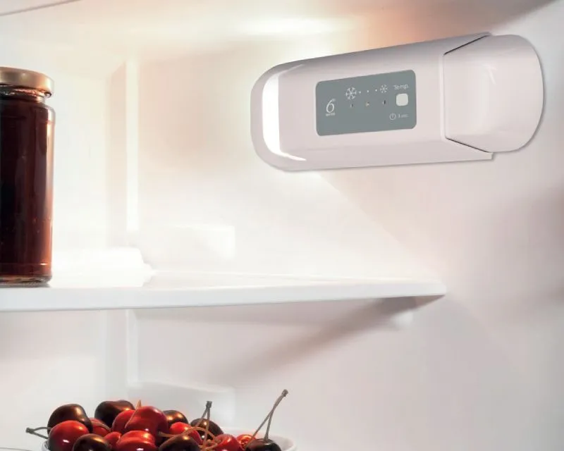 WHIRLPOOL Ugradni frižider WBUF011