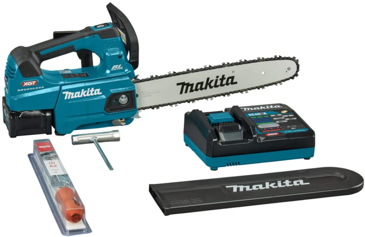 Akumulatorska lančana testera Makita UC004GM101; 1 x BL4040 4,0 Ah + punjač; 40V XGT Max