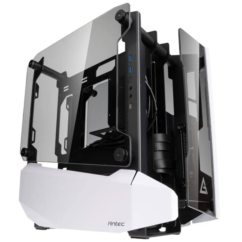ANTEC Striker Kućište