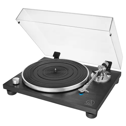 AUDIO-TECHNICA AT-LPW30BK Gramofon