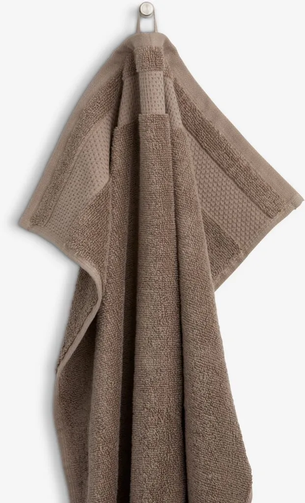 Peškir NORA 70x140 tamni pesak