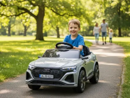 Audi SQ8 Sivi Dečiji Auto Licencirani