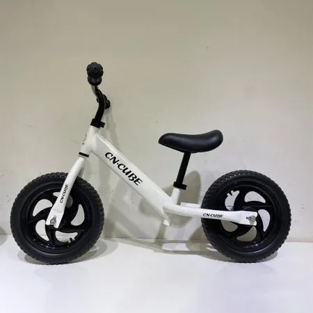 Balans bicikl za decu model 1 - Beli