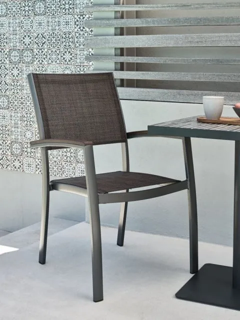 Baštenska stolica Moderno siva