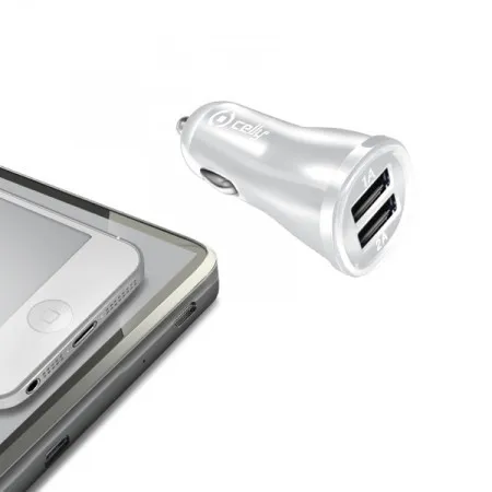 Celly auto punjač sa 2 USB ulaza u beloj boji ( CCUSB22W )