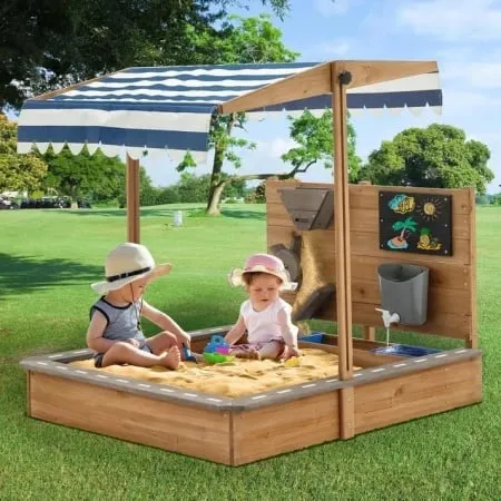 Dečiji drveni pesčanik kinder home sa podesivim krovom ( V01D330B )