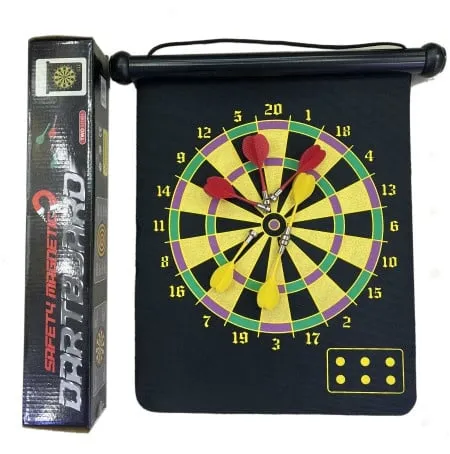 Društvena igra pikado ( 638347 )